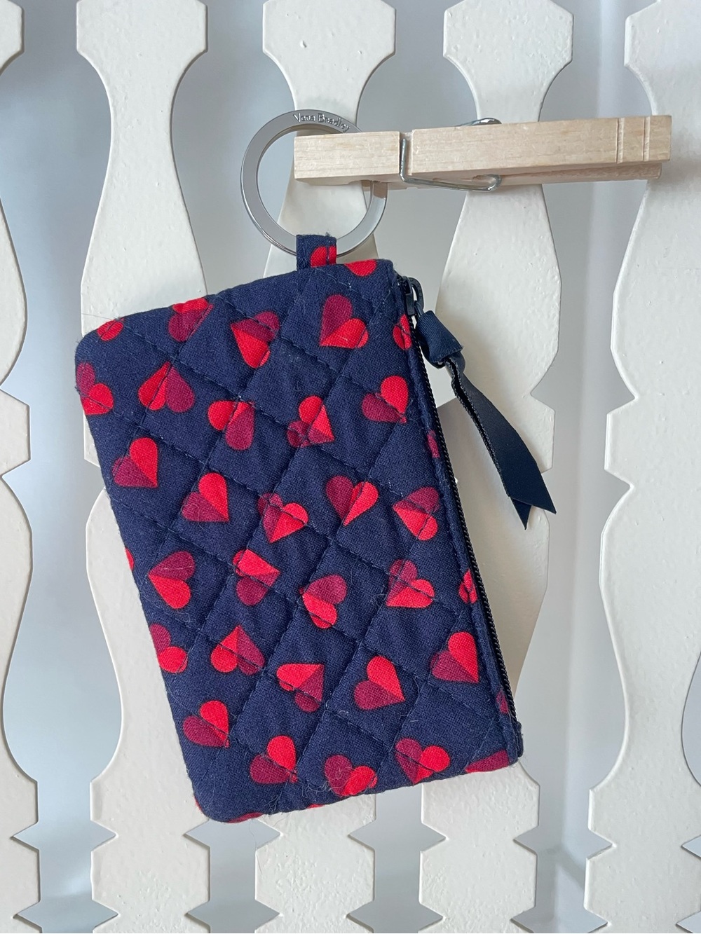 Vera Bradley ID Pouch keychain Wallet with Heart Motif - Picture 2 of 4